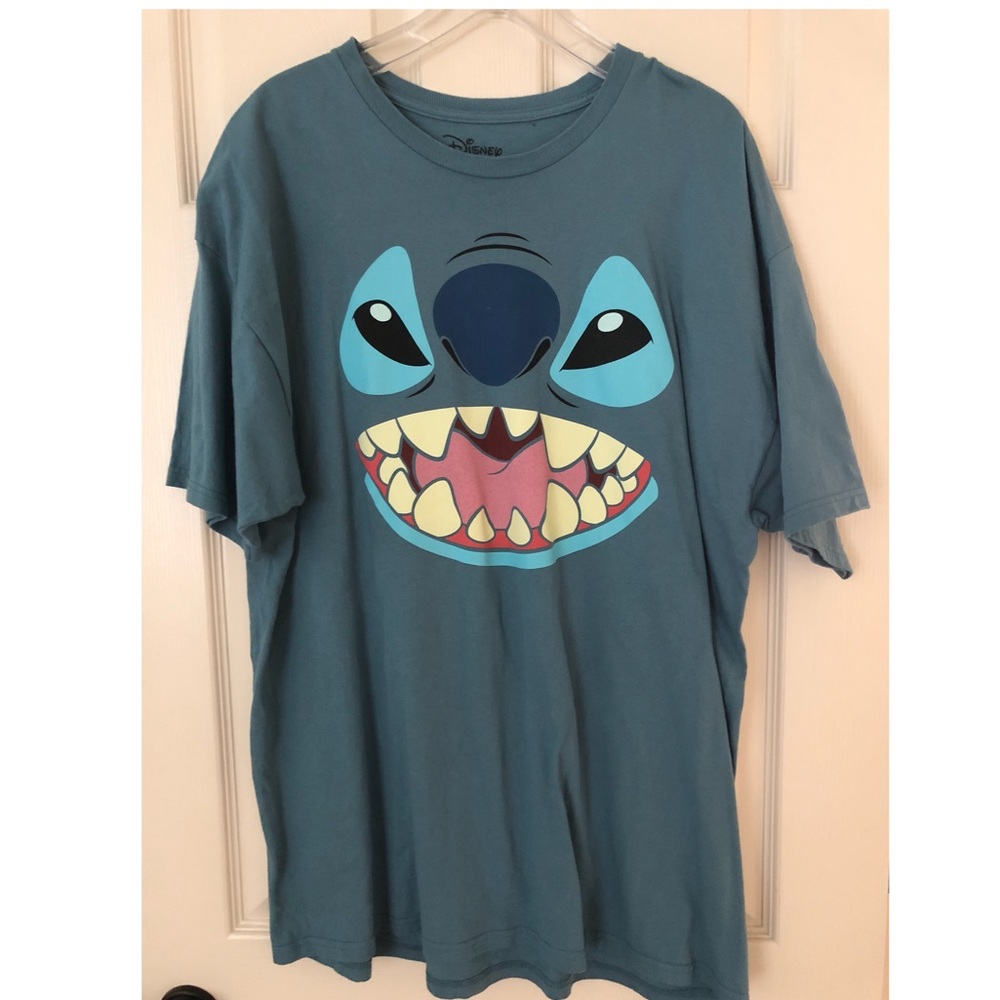 Disney Stitch Men’s Shirt xxl like new